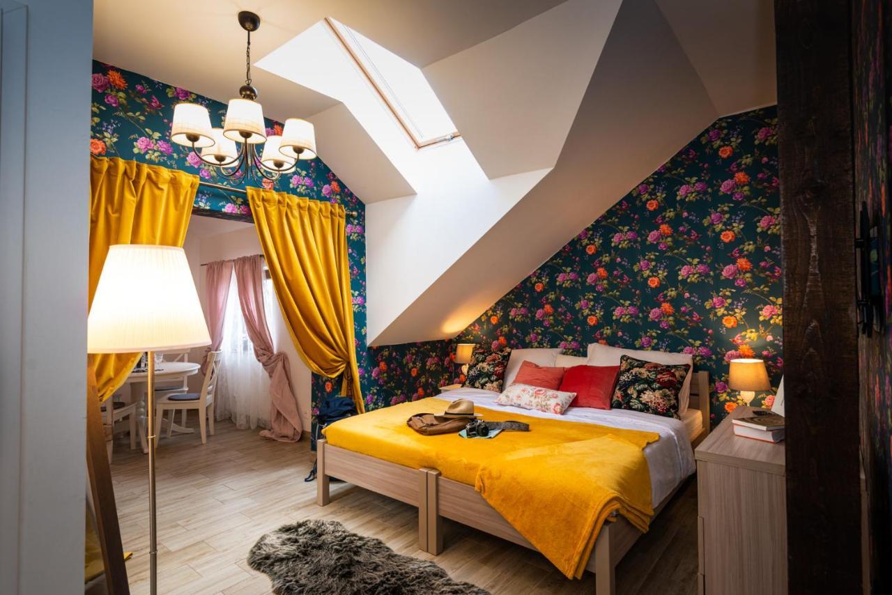 W Starej Karczmie Bed & Breakfast *