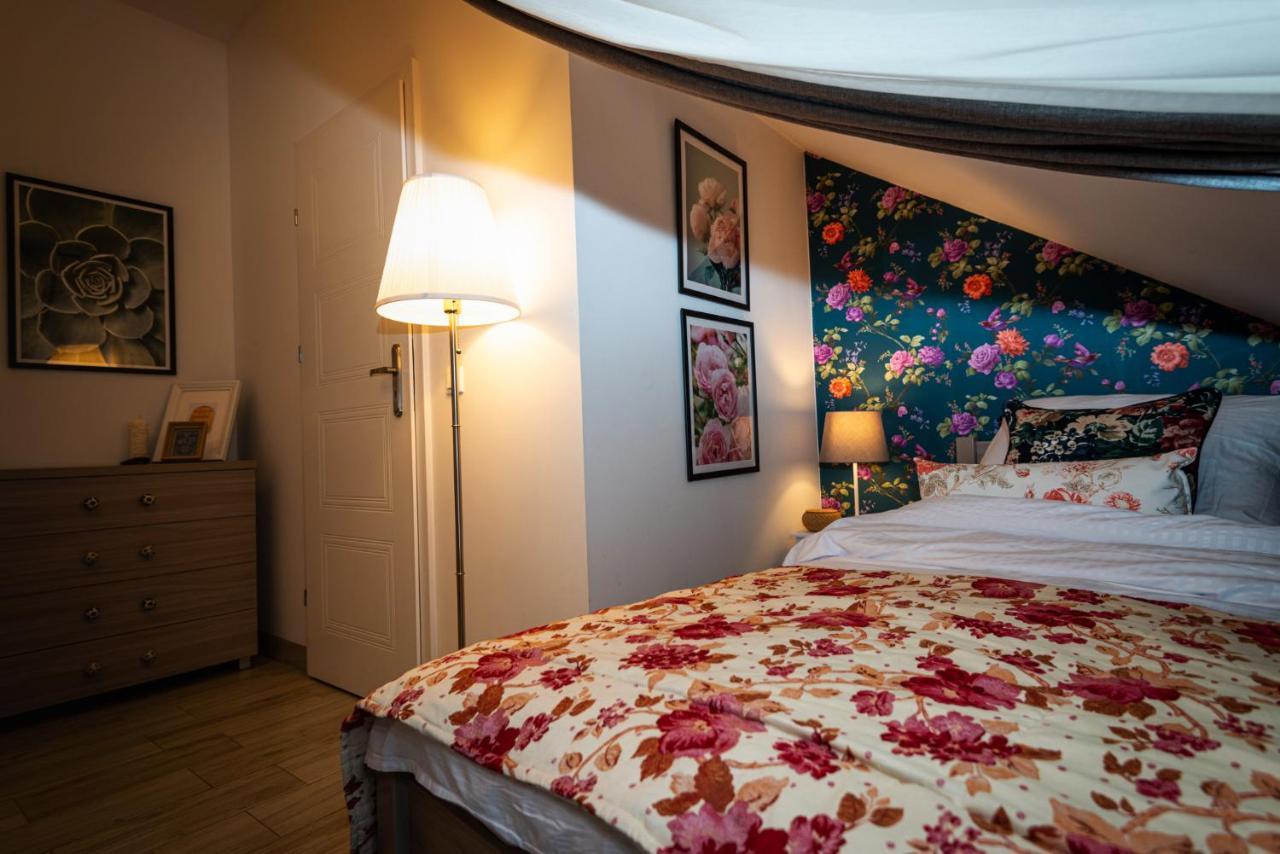 W Starej Karczmie Bed and breakfast