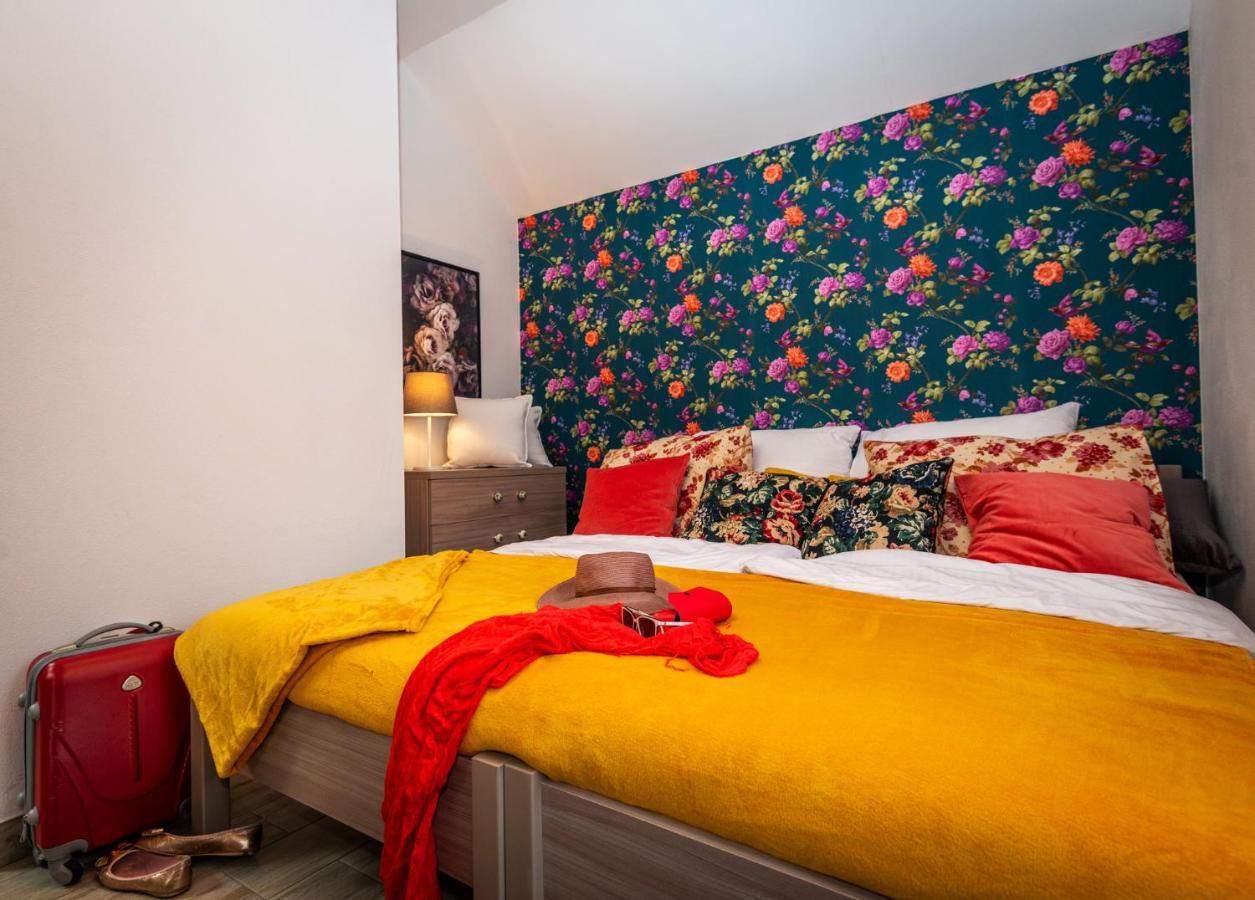 W Starej Karczmie Bed and breakfast